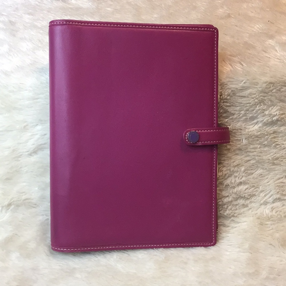 ‼️SOLD ‼️ SOLD ‼️Coach Notepad Bi- Fold Wallet